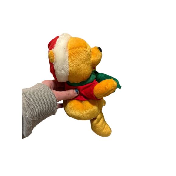 Disney Winnie The Pooh Christmas Hat Scarf Bean Bag Stuffed Plush 10” Vintage - Picture 6 of 6